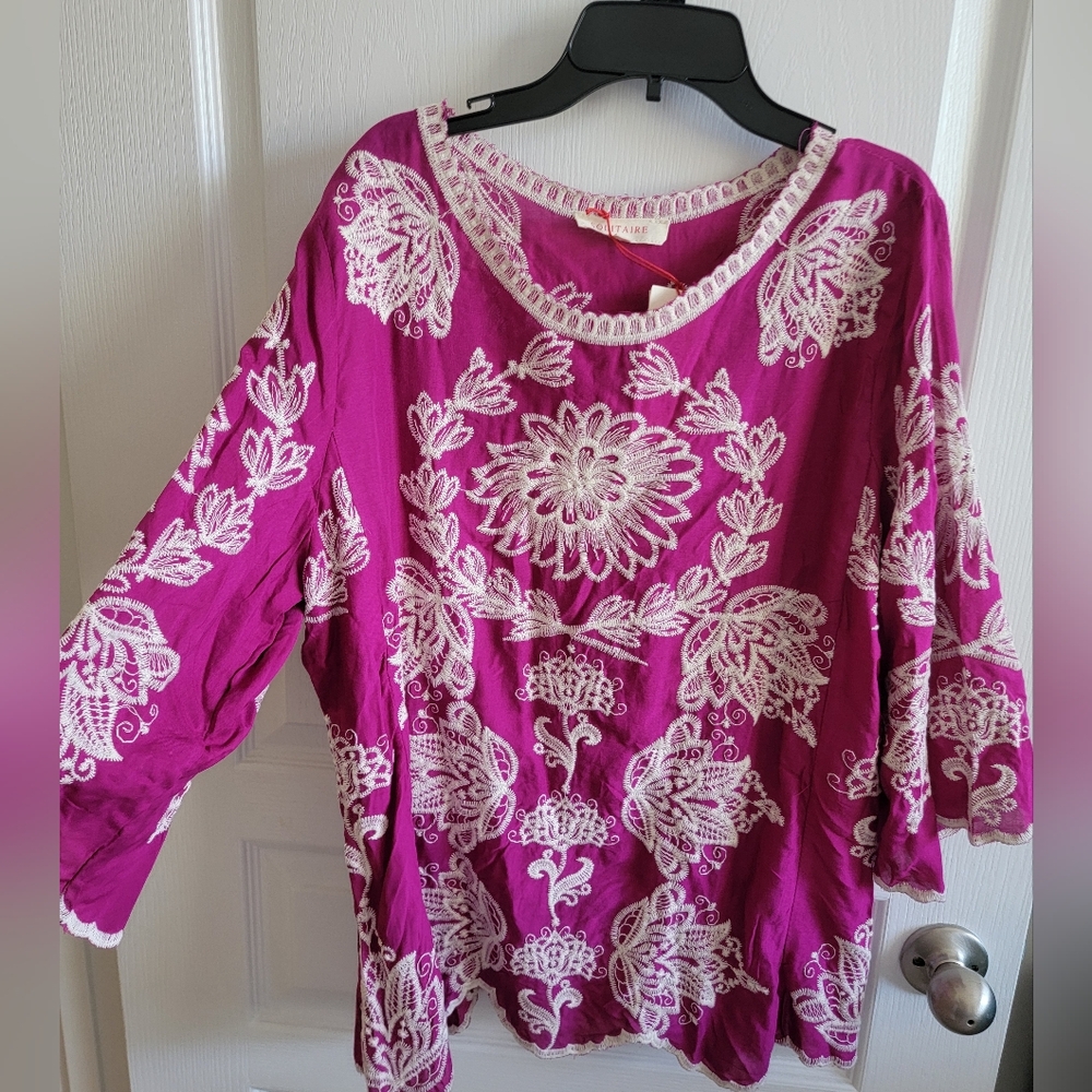 BEAUTIFUL Fuscia top